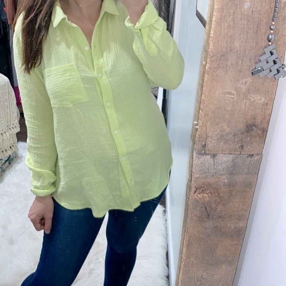 LUCKY Brand lime green cotton button down top size small